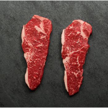 Overhead of Wagyu-Beef-New-York-sandwich-Steak